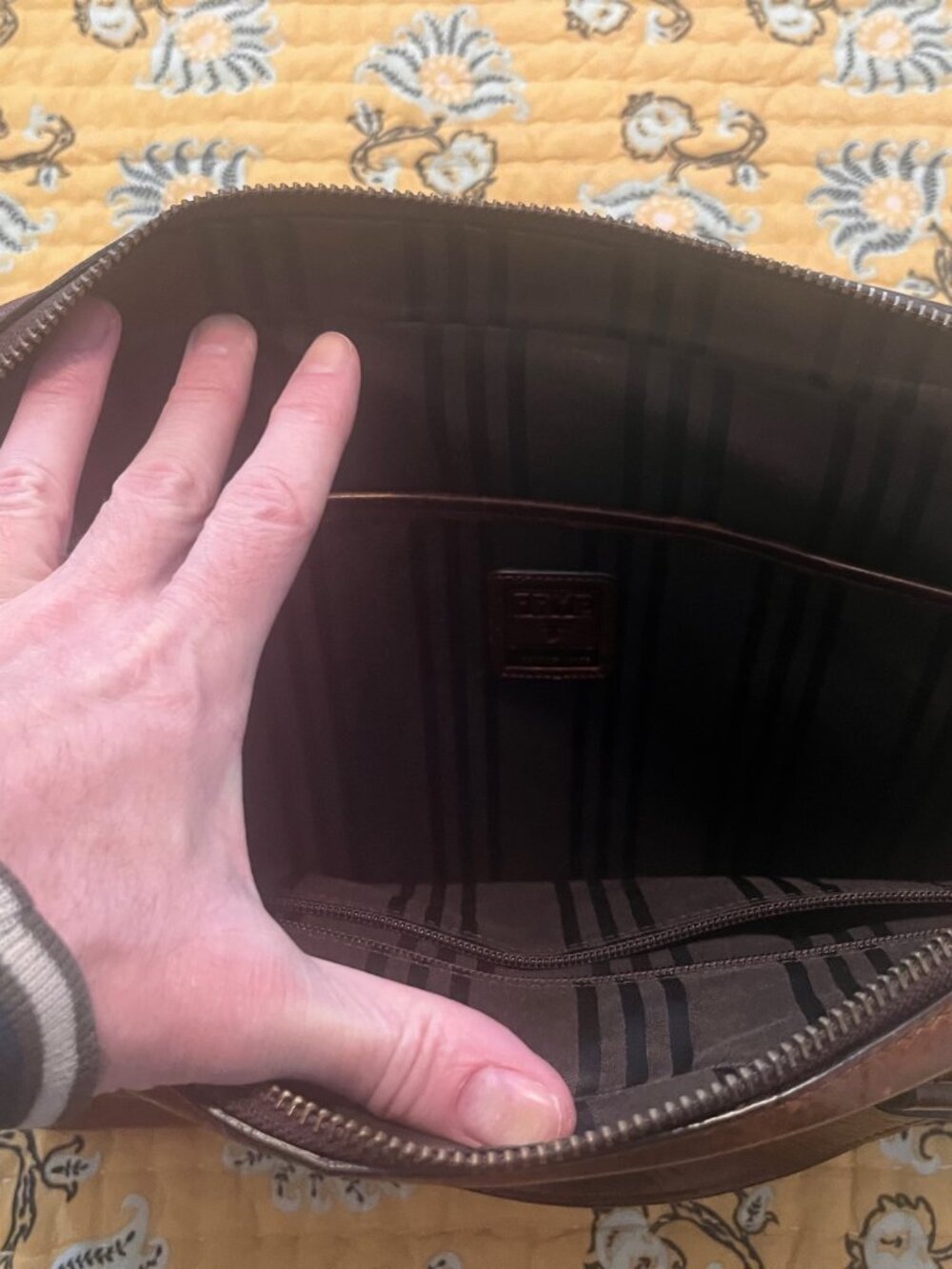 Frye Men's Logan Leather Work Bag - Picture 2 of 4